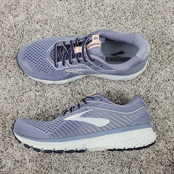Brooks Shoes - Brooks Ghost 12 Granite Peacoat Peach